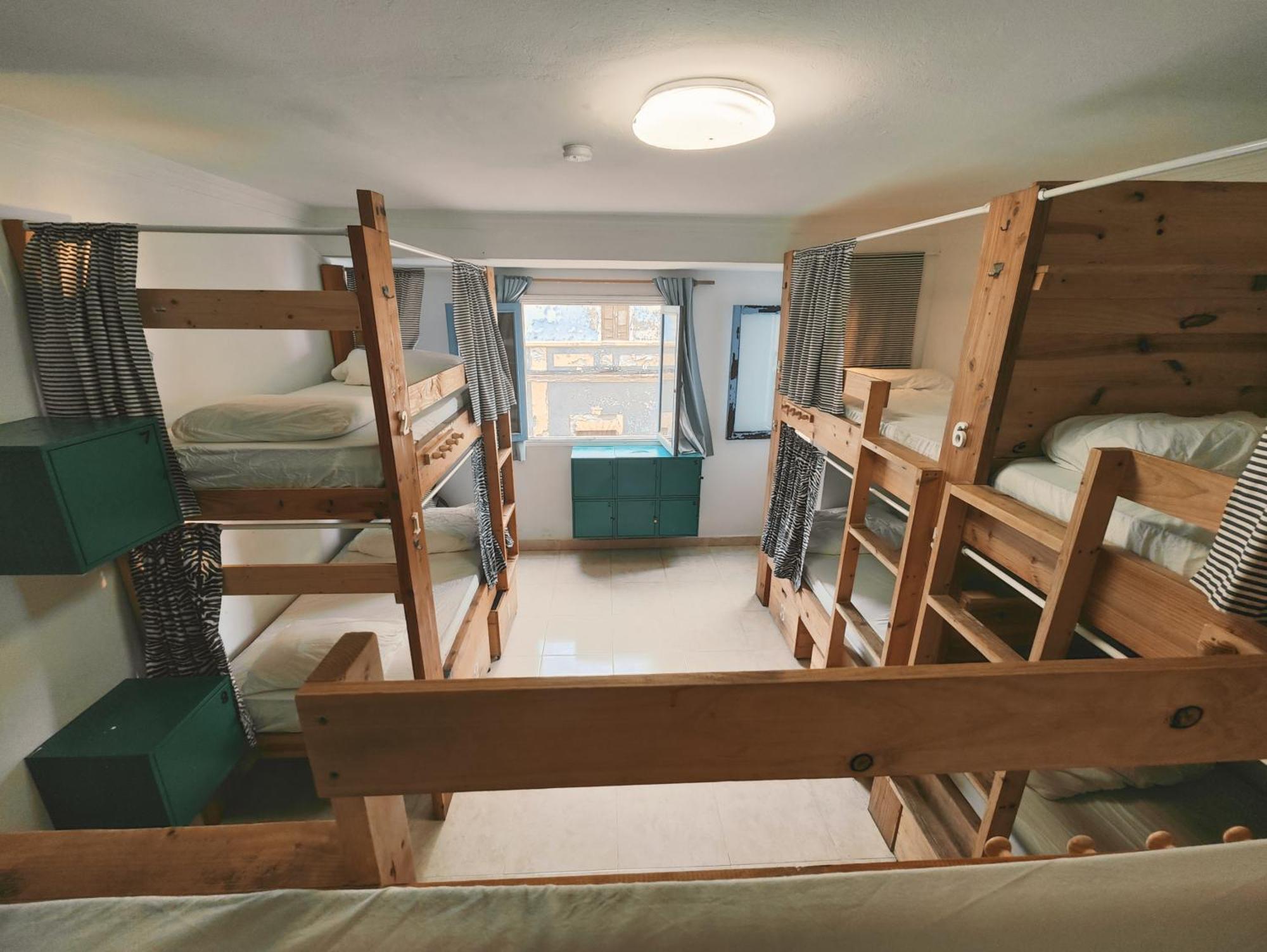 La Ventana Azul Surf Hostel Las Palmas de Gran Canaria Ngoại thất bức ảnh