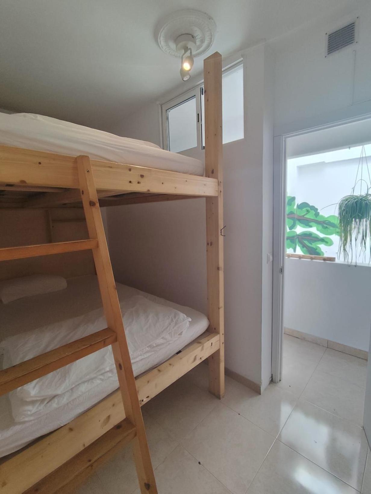 La Ventana Azul Surf Hostel Las Palmas de Gran Canaria Ngoại thất bức ảnh